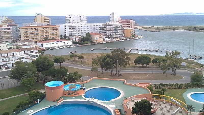 Isla De Rosas Hotel Exterior photo